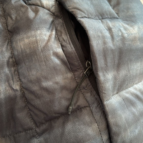 Men’s Lululemon puff - Picture 6 of 6